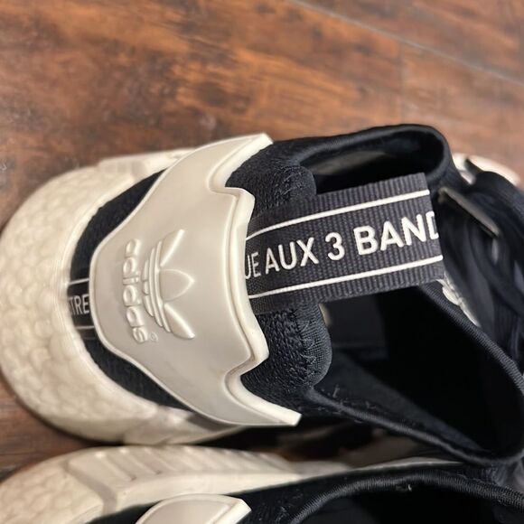 New Adidas Boost Sneakers SIZE 12 US in amazing condition - Picture 9 of 9